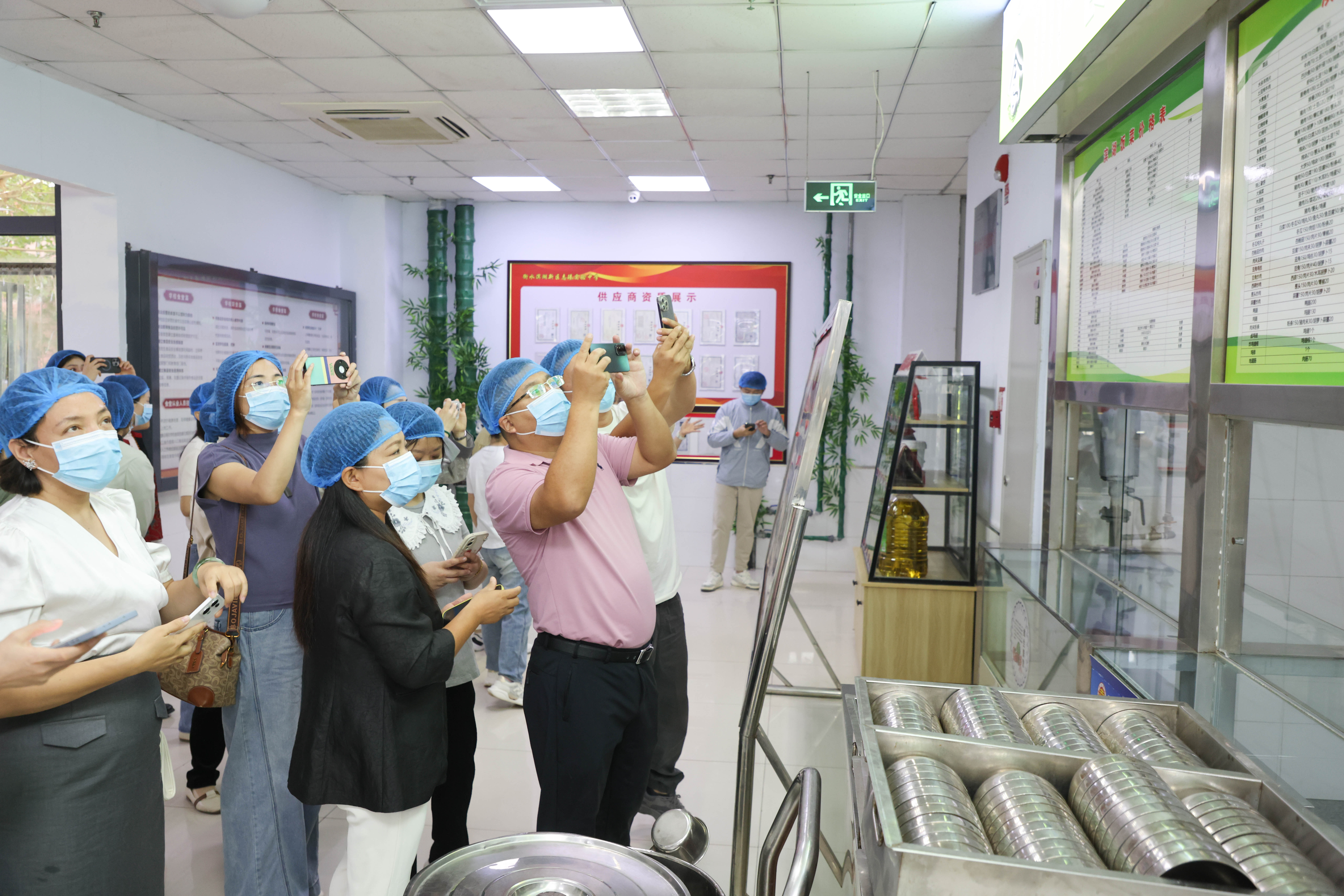 食堂后厨 (8).jpg 食堂后厨 (8).jpg